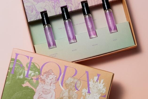 オフィシーヌ・ユニヴェルセル・ビュリーのミニ香水セット、“異国の旅