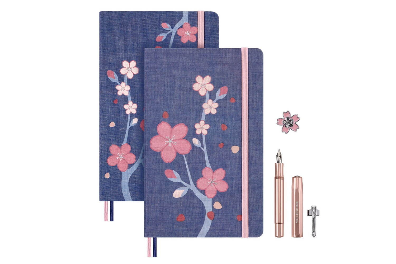 モレスキン「さくら」テーマの限定版ノート＆ダイアリー、藍色カバーに