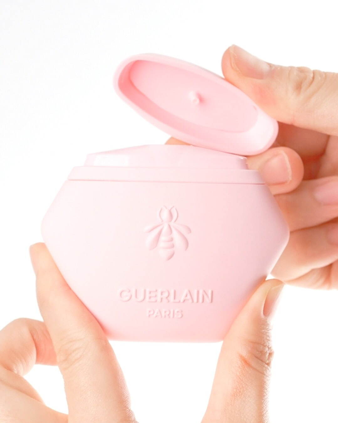 ゲラン「アクア アレゴリア」初のハンドクリームが25年夏誕生、“夜明け