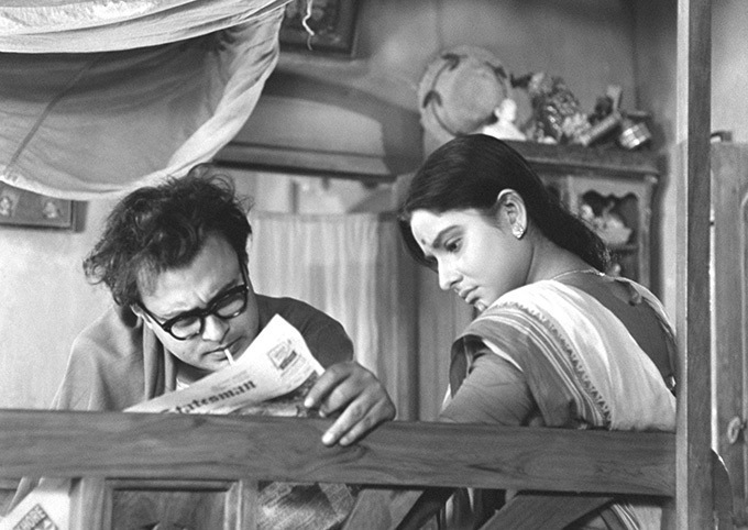 インド映画の巨匠、サタジット・レイ監督の最高傑作『チャルラータ』を