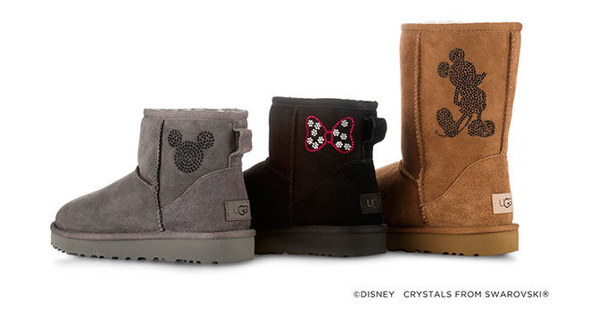 UGGのブーツ「クラシック ショート II＆ミニII」スワロフスキーの