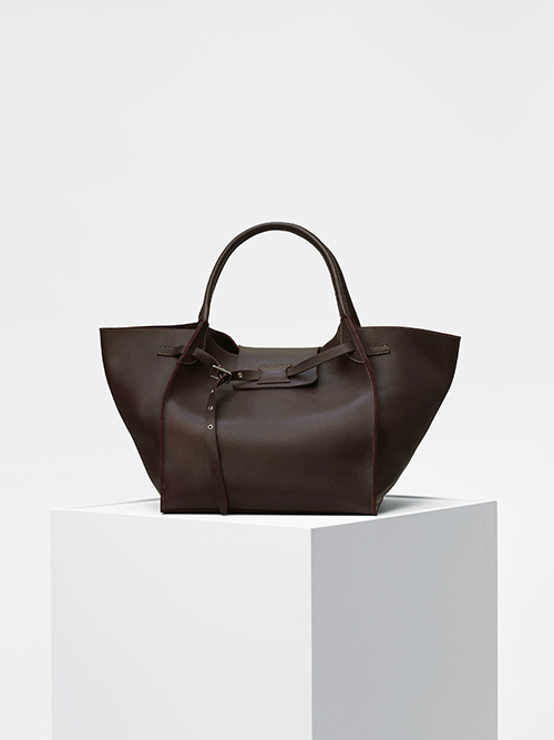 セリーヌ新作「ビッグバッグ」、ラグジュアリーな1枚革仕様のトート