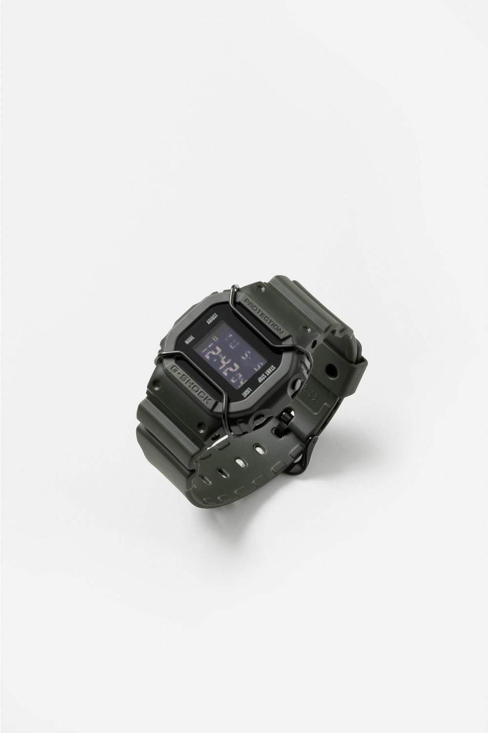 G-SHOCK×ネクサスセブンの限定腕時計、ロゴを排除したオリーブカラーの