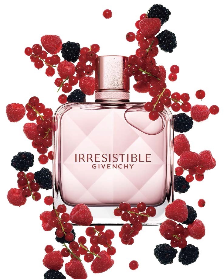 ジバンシイ新作「イレジスティブル オーデトワレ」“全ての人を虜に