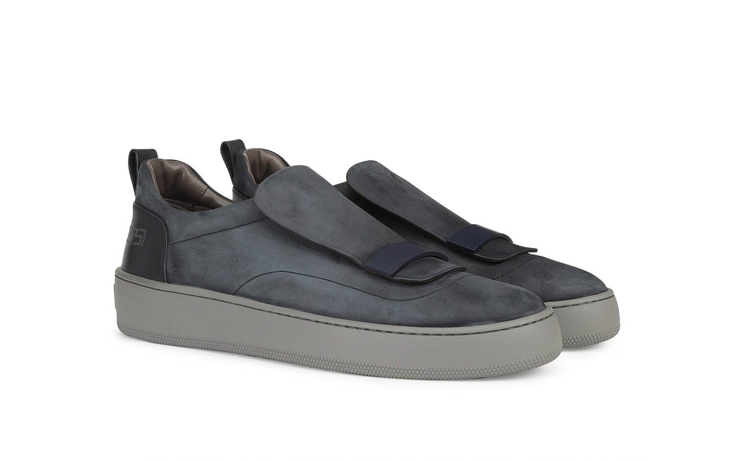 セルジオ ロッシのメンズスニーカー「sr1 アディクト」新作、“ライト