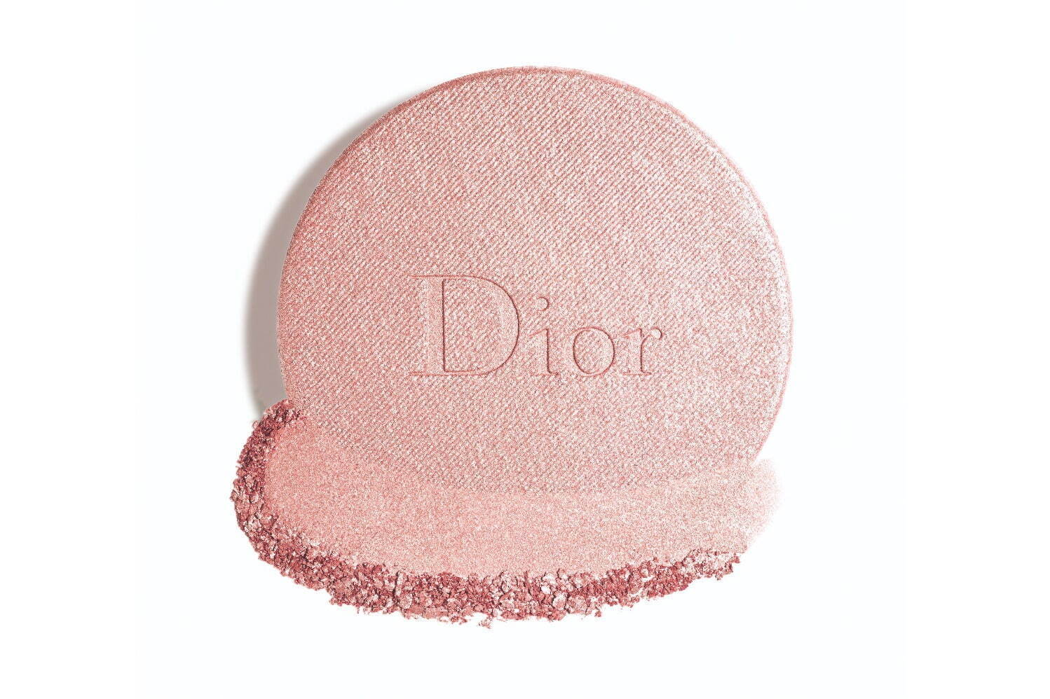 ディオールスキン フォーエヴァーの新ハイライター、自然な艶めき