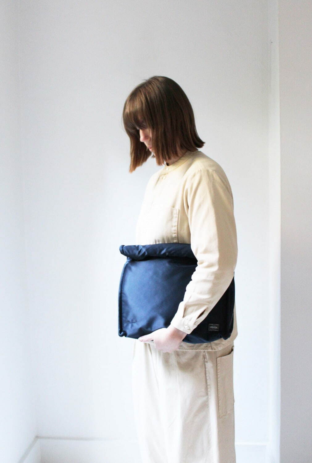 ポーター「アイアンブルー」限定コラボバッグが伊勢丹新宿店に