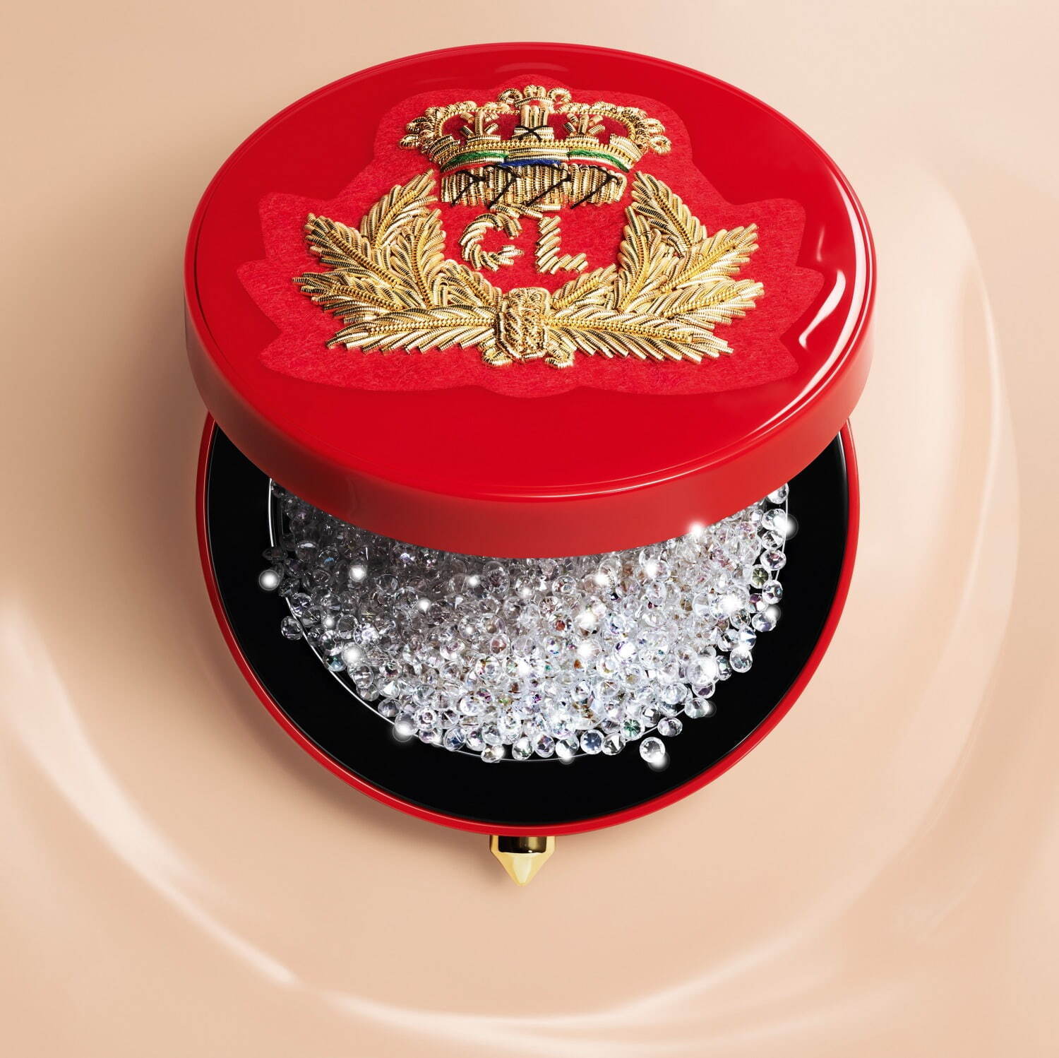 クリスチャン ルブタン初のファンデーション「タンフェティッシュ ル