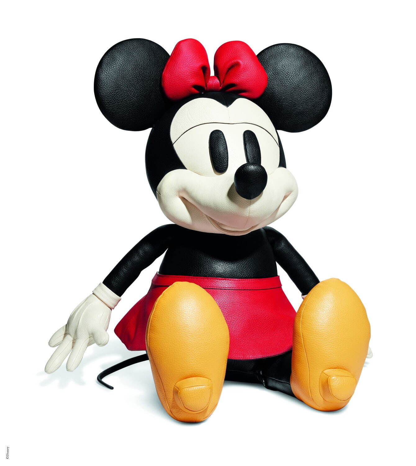 コーチ「ディズニー」バッグにシンデレラ城やキャラクターを刺繍