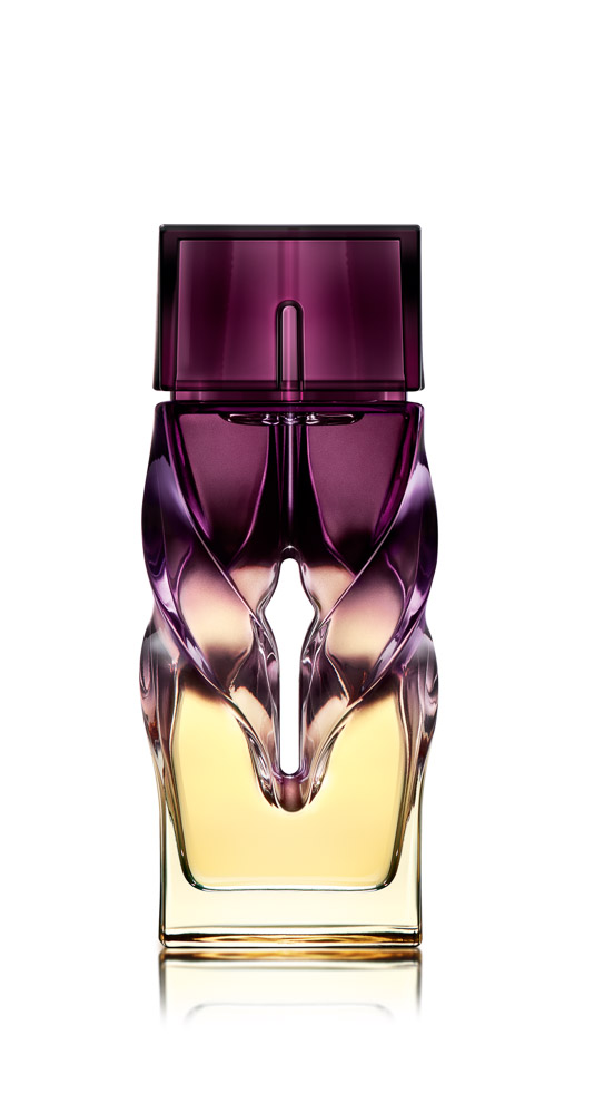 クリスチャン ルブタン」初のウィメンズ向け香水を発売