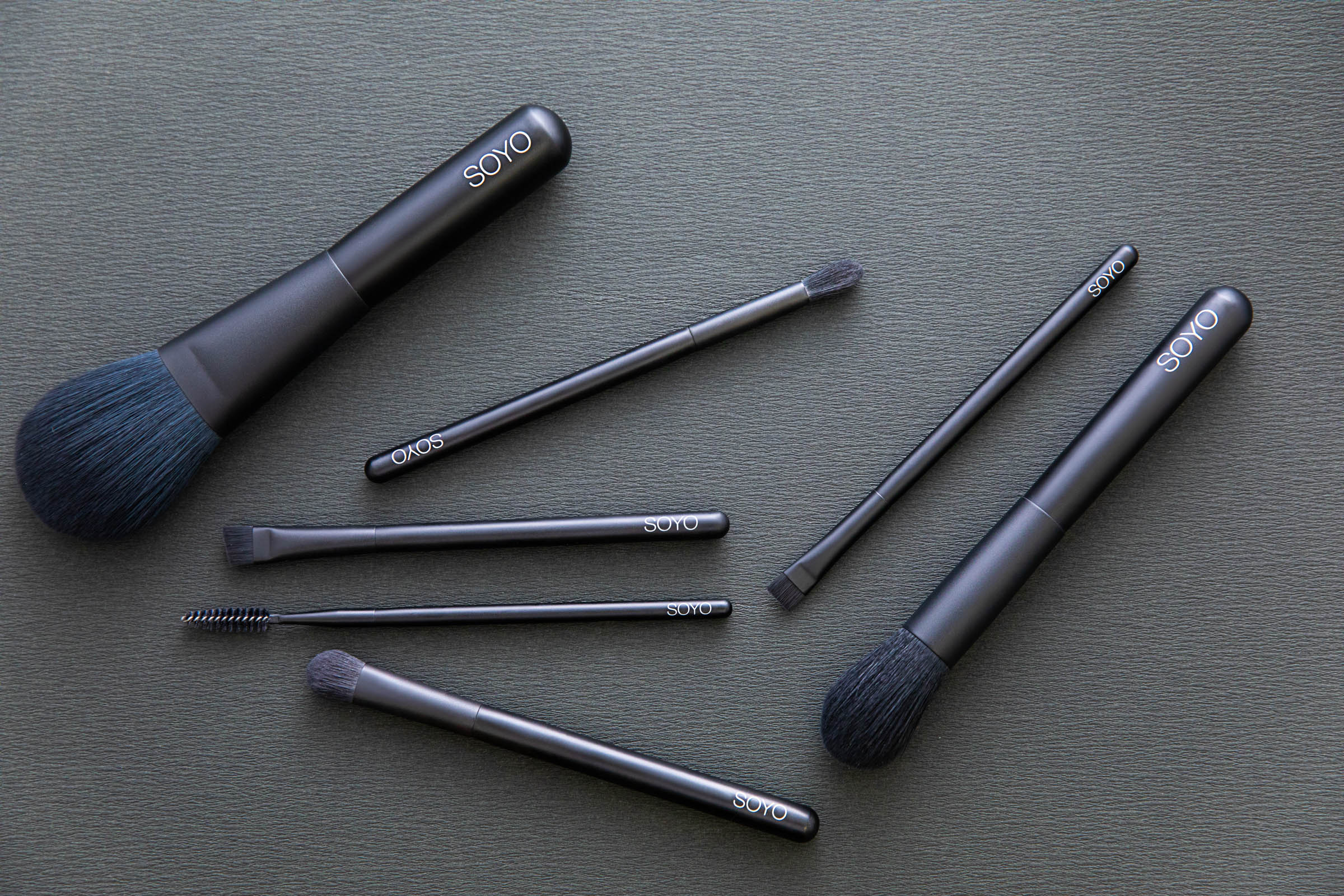即完売の小田切ヒロの「SOYO」メイクブラシが11月21日19時に再販決定