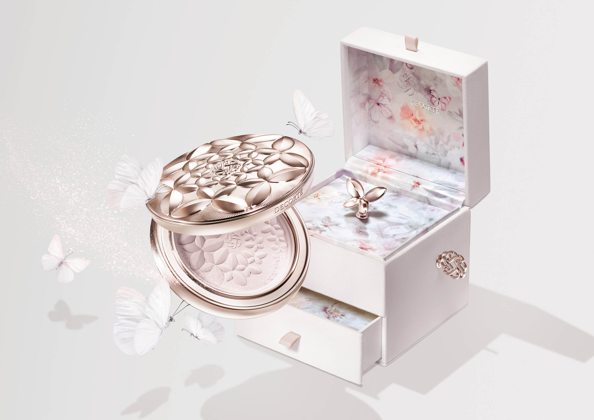 コスメデコルテ」最高品質のフェイスパウダーが今年も登場 自由な旅の