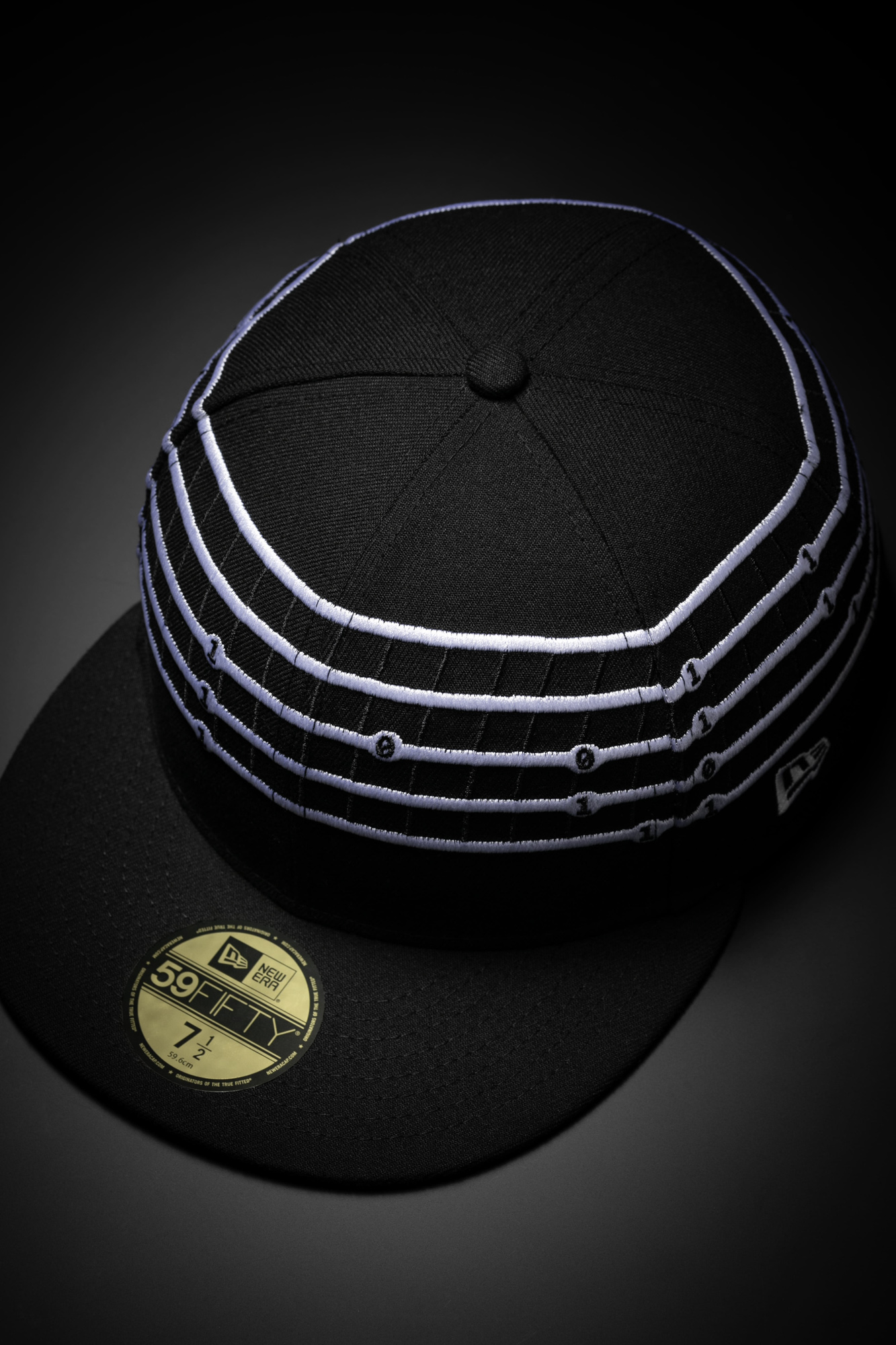 タカヒロミヤシタザソロイスト.がニューエラと9組のブランドとの