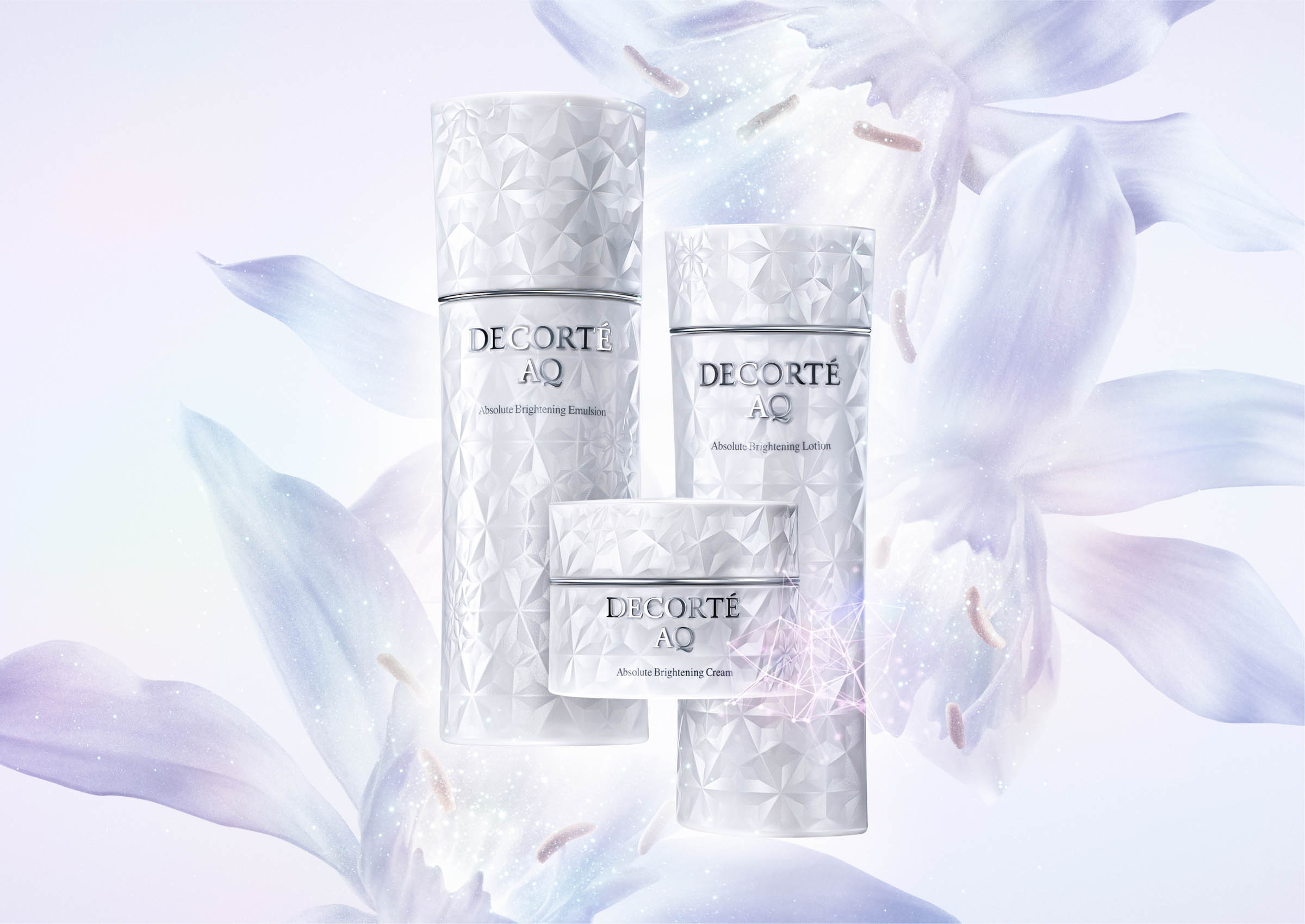 コスメデコルテ「AQ」の高機能日焼け止め美容液が登場 シワ改善・美白