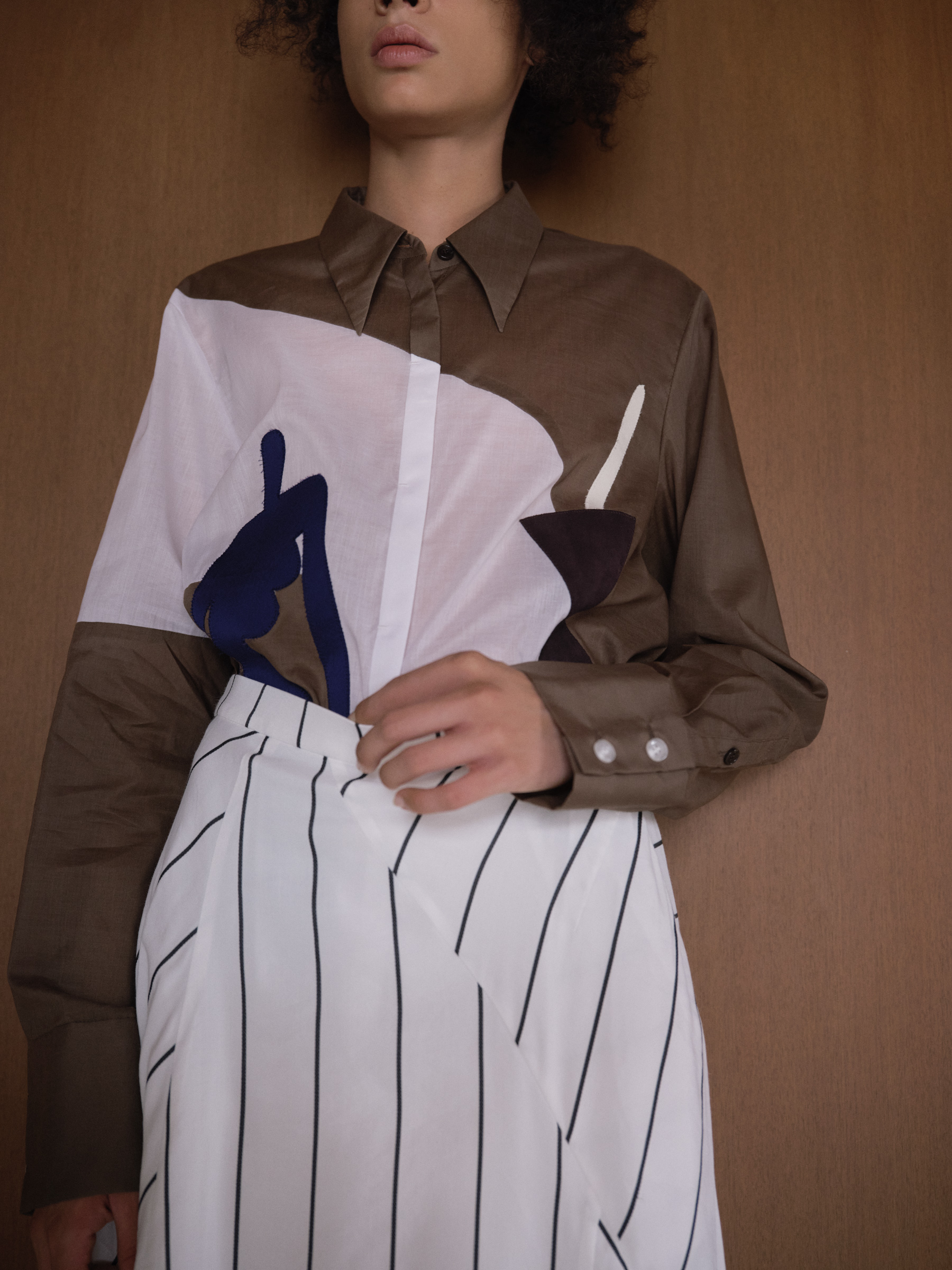 アキラナカ」が新作コレクションのポップアップ開催、別注カラー