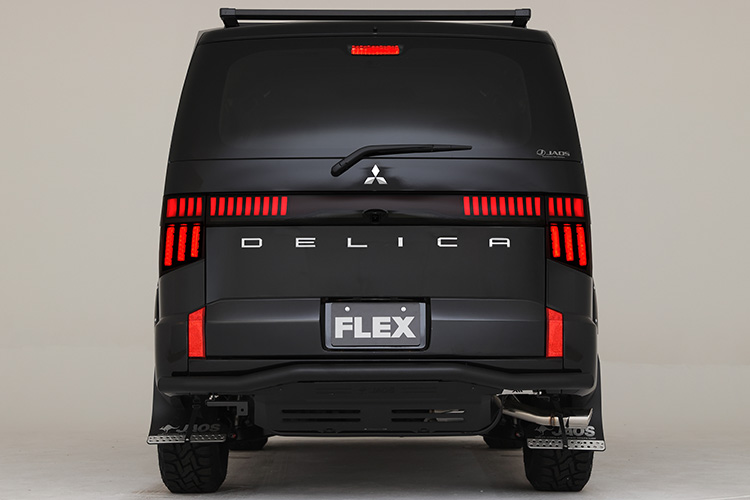 67 ROKU NANA デリカD:5 LEDテールランプ ULTRA新発売！ ビジュアル