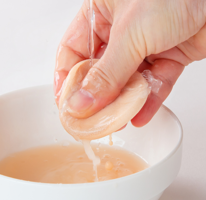 FTC FFリ・グロウメモリーファンデーション（ナチュラルオークル