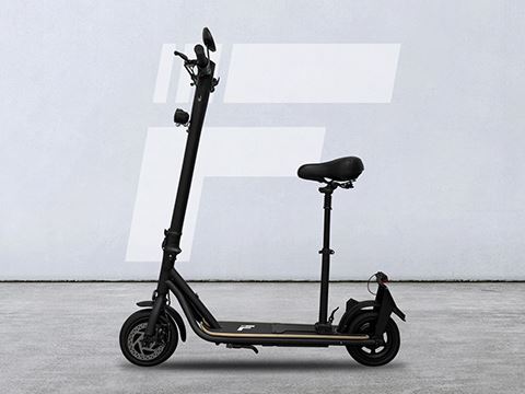 Meister F【一般原動機付自転車】チェア付き 電動キックボード - FUGU