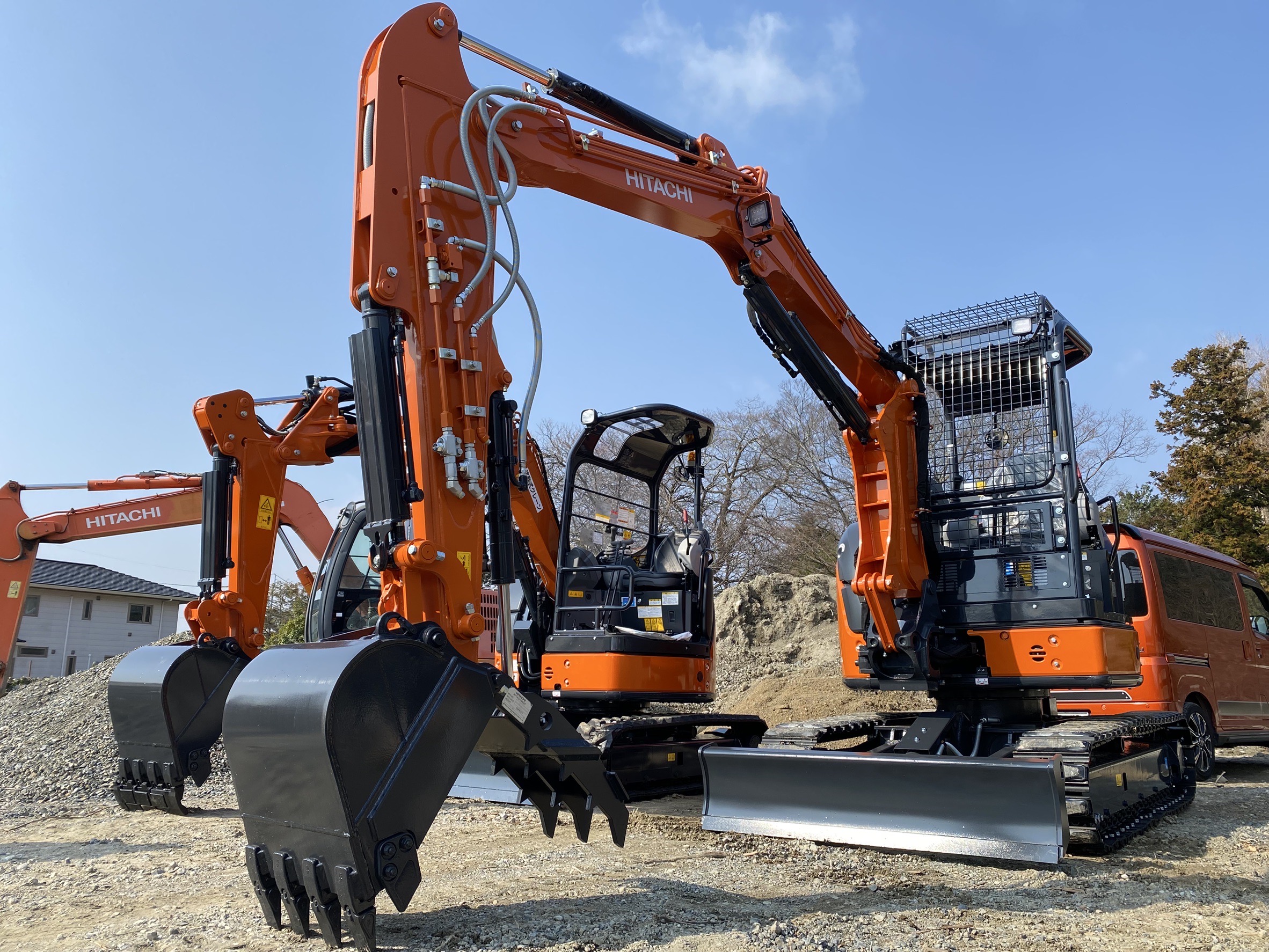 新車納入実績】ZX35U-5B（木造家屋解体機）/ ZX30UR-5B◇富士岡山運搬