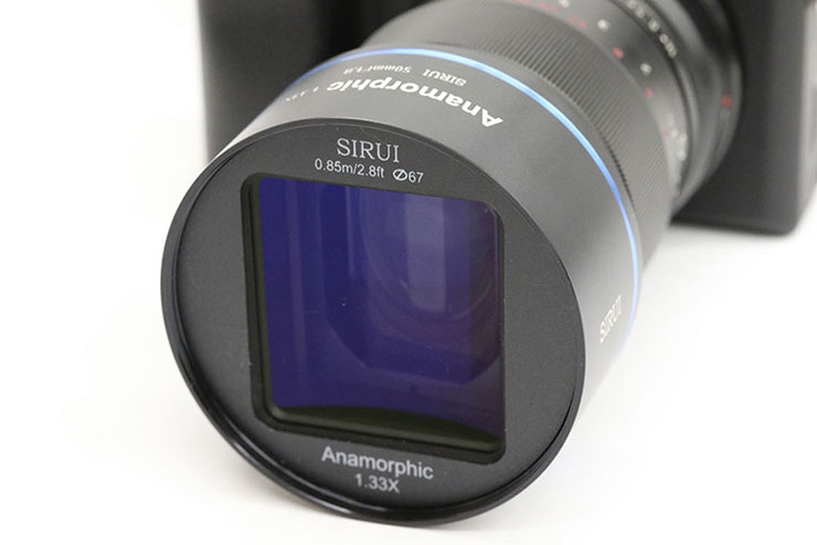 SIRUI 50mm f1.8 1.33X アナモルフィックレンズ 実写レビュー | Adobe