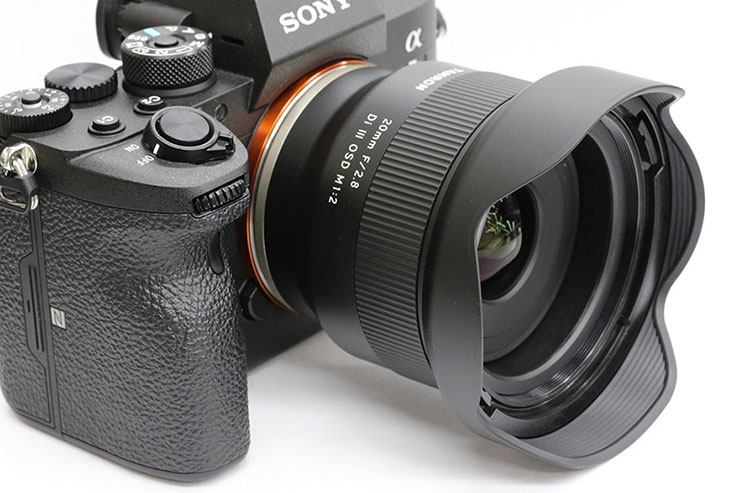 TAMRON 20mm F/2.8 Di III OSD M1:2 (Model F050) 実写レビュー