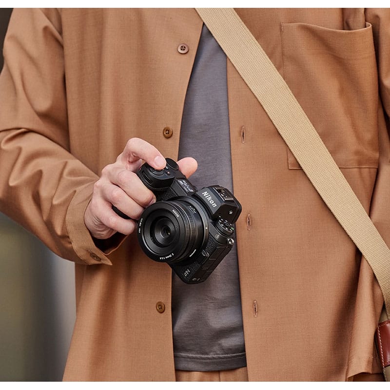 Nikon NIKKOR Z 26mm f/2.8 新品｜フジヤカメラ