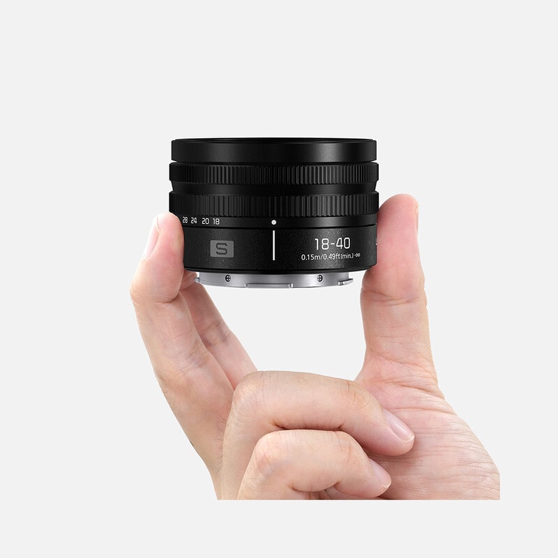 Panasonic LUMIX S 18-40mm F4.5-6.3 S-R1840 新品｜フジヤカメラ