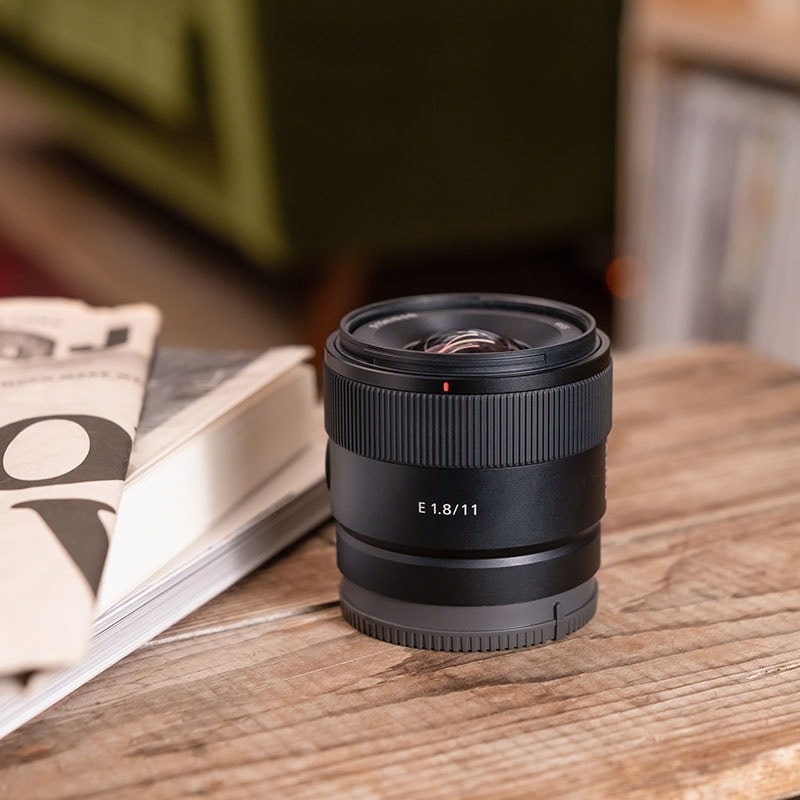 SONY E 11mm F1.8 SEL11F18 新品｜フジヤカメラ