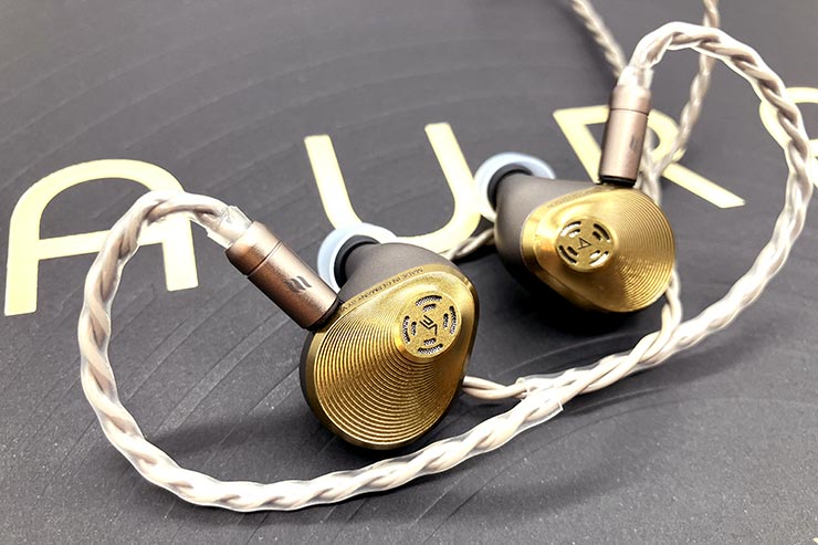 Astell&Kern × Vision Ears AURA レビュー | Vision Earsとアステル