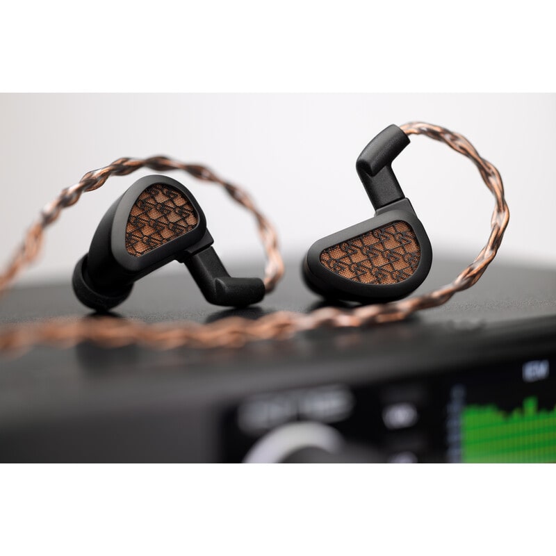 64 AUDIO Solo [64A-7433] 新品｜フジヤエービック