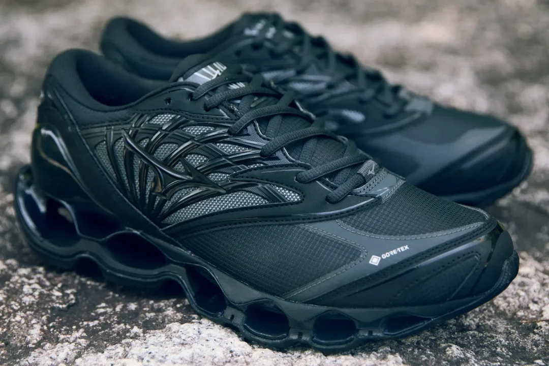2025年 10/24 発売】Mizuno WAVE PROPHECY LS GTX GORE-TEX “Black