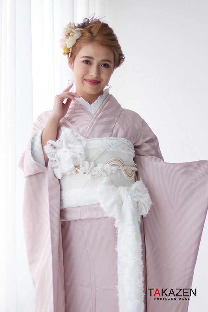 くすみカラーガーリー ピンク シンプル柄 淡い色 トレンド 人と被ら