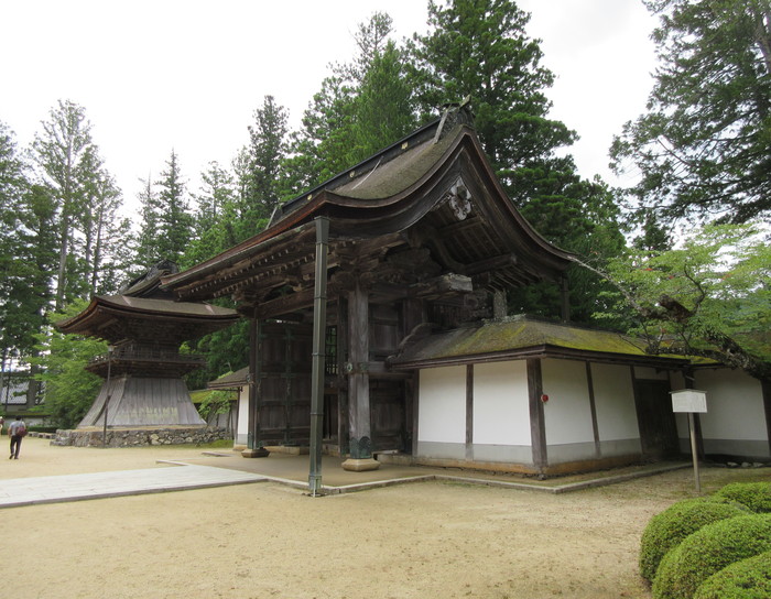 高野山（和歌山県高野町）｜「古旅」日本の古い町並み