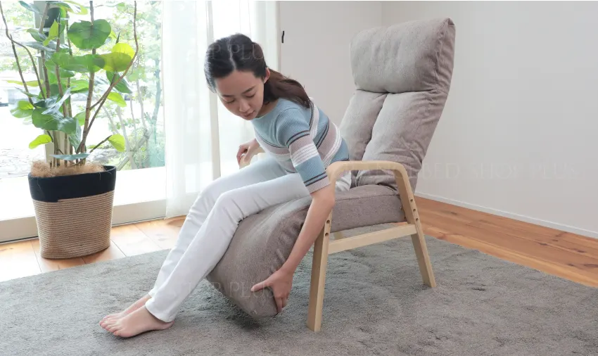 脚までくつろぐ高座椅子 ADHF-マルク｜【公式通販】フランスベッド販売