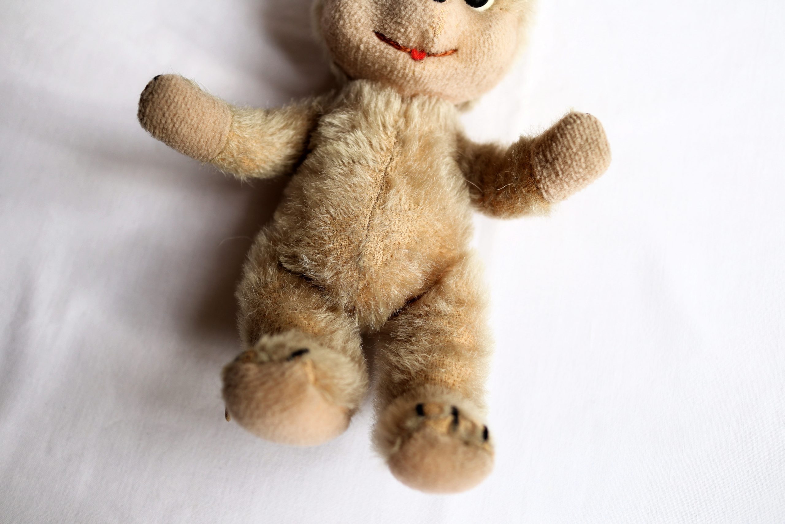 Schuco ヴィンテージテディベア Puzzi Bigo Bello | Frau Vintage