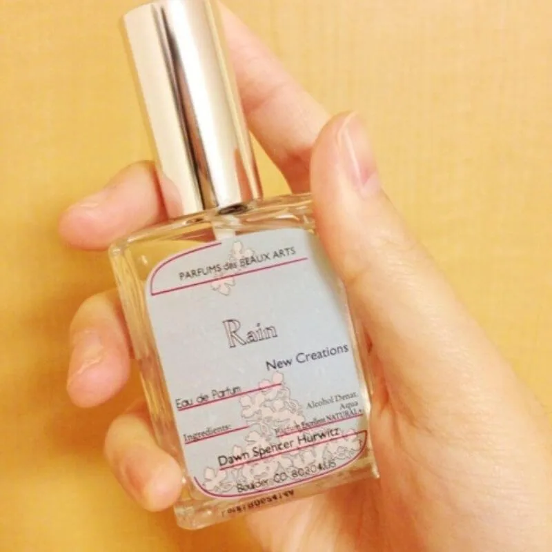 自分の肌との相性が分かる？！ 自然派香水『 ダウンパフューム