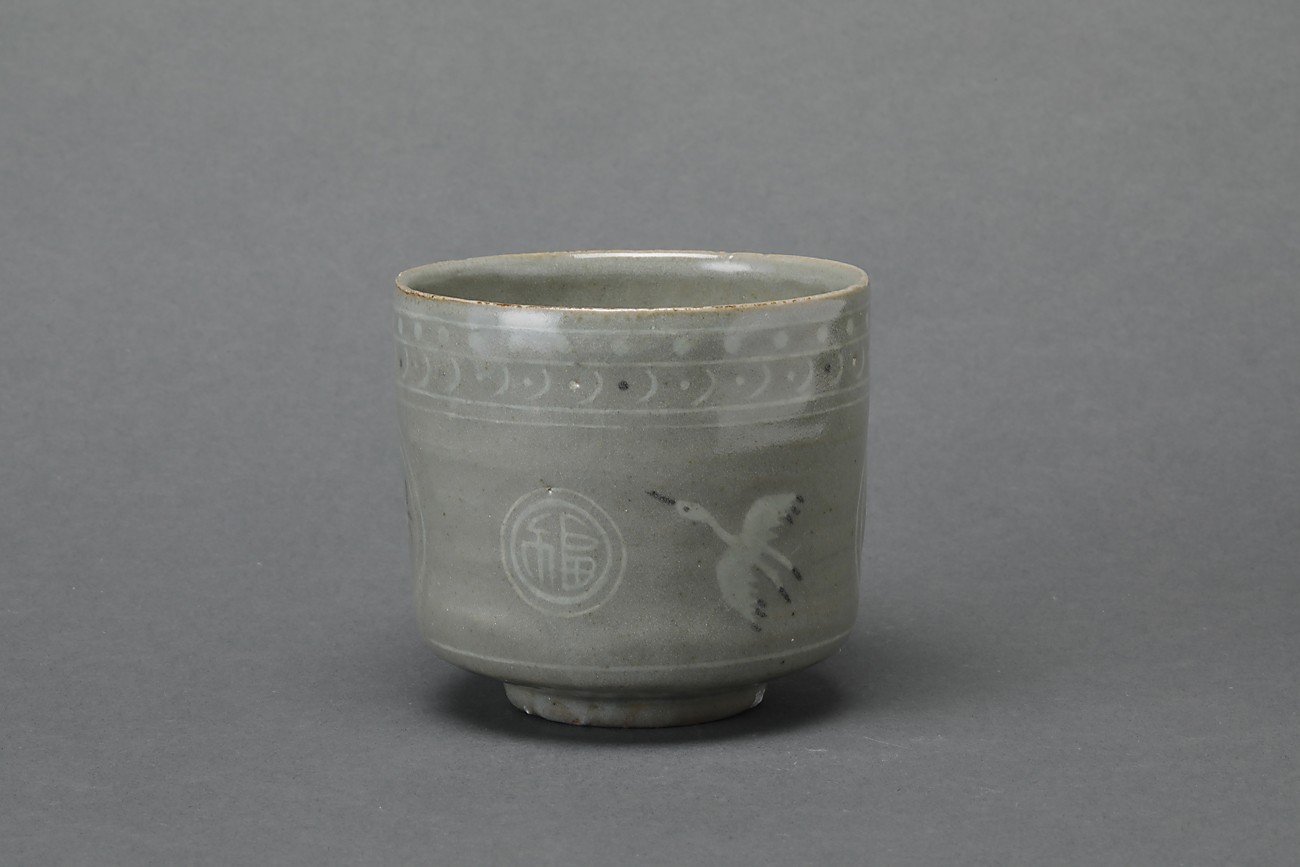 狂言袴 筒盃 筒碗 李朝筒盃 朝鮮美術 ぐい呑み 古美術 古道具