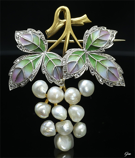 ロアンティークジュエリー