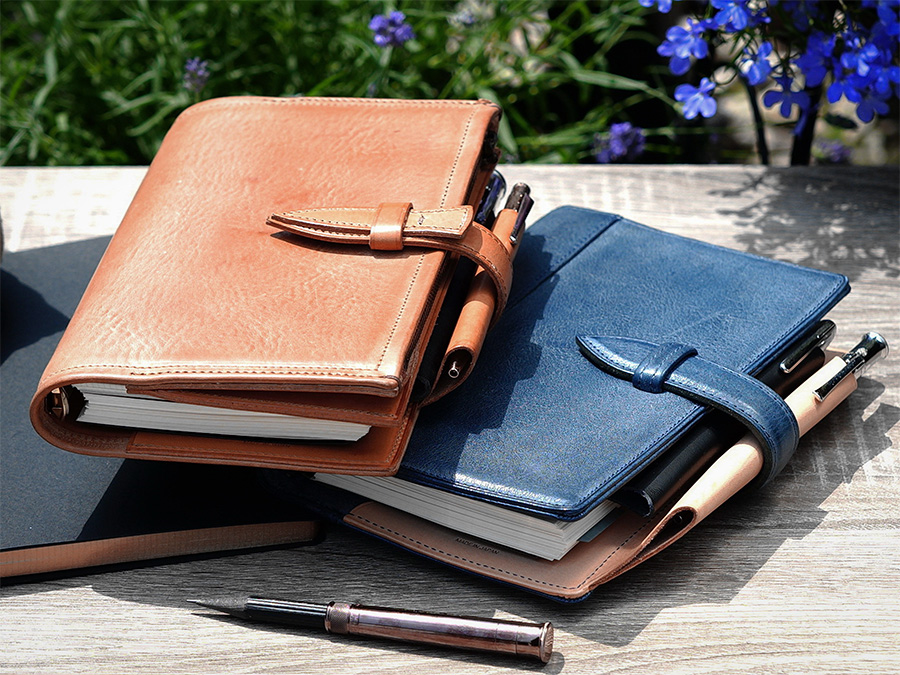 バイブルサイズが万能にして王道な理由 - コラム - KNOX（公式