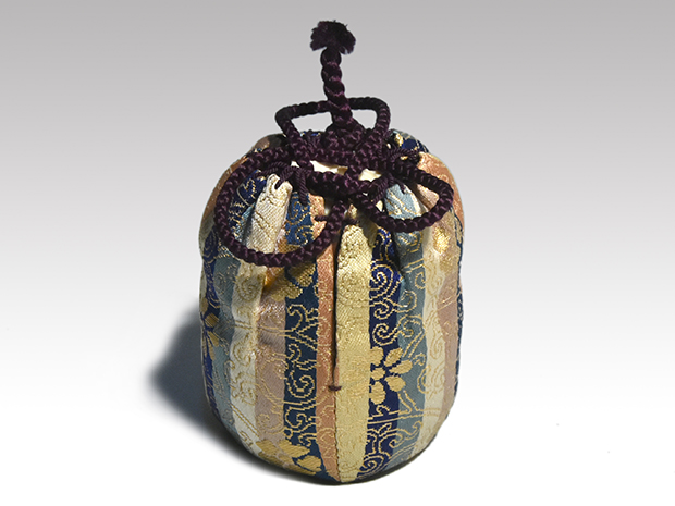 高取瓢形茶入 鬼丸雪山（作） 箱 牙蓋 仕覆（伊豫簾純子） | 古美術ささき