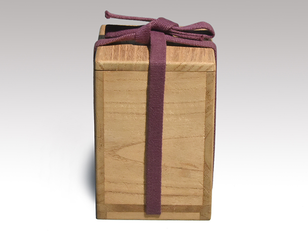 高取瓢形茶入 鬼丸雪山（作） 箱 牙蓋 仕覆（伊豫簾純子） | 古美術ささき