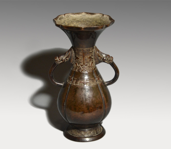 唐物 時代 唐銅(古銅) 龍耳花入 饕餮文入り | 古美術ささき