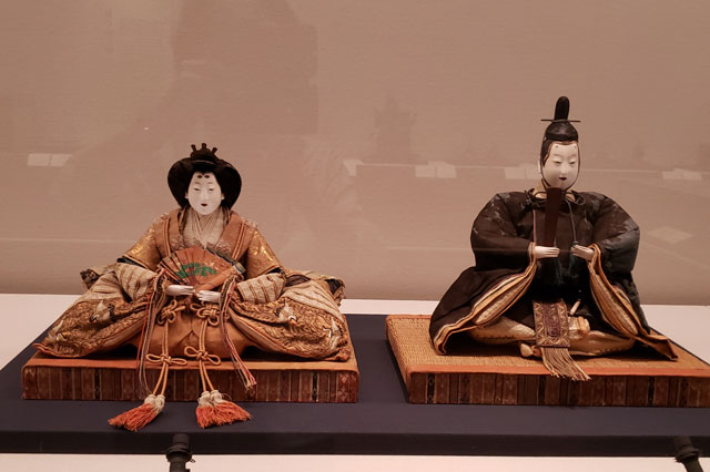 雛のかたちは、立雛と座雛 ④ 「古今雛」