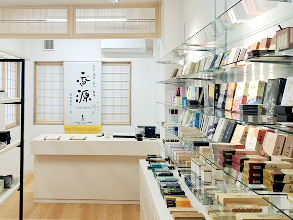 玉初堂 極品 ドロ沈香 刻み 化粧箱入 15gの通販 - お香専門店香源