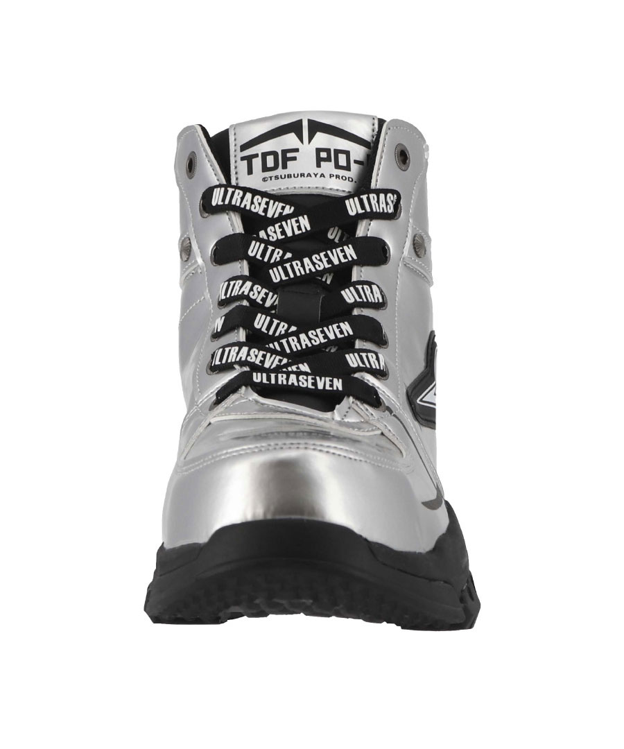 ワンランク上のウルトラな光沢質感!「ウルトラセブン」「ウルトラ