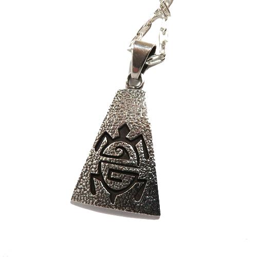 インディアンジュエリー・ホピ ペンダント ネックレス HOPI PENDANT