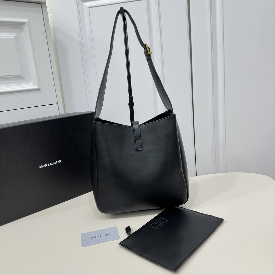 人気 LE 5 À 7 ソフト イヴ・サンローラン バッグ コピー スモール