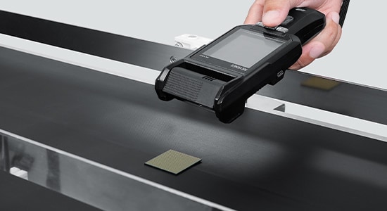 High-Accuracy Inline Electrostatic Sensor - SK series | KEYENCE