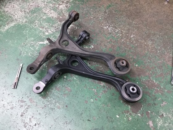 CL7アコード・ユーロRのサスペンションアーム交換＆アライメント