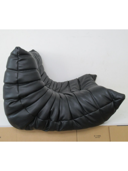 リーン・ロゼの1人掛けソファ「TOGO トーゴ」を出張買取｜ブラック